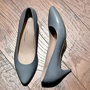 ECCO light blue heels. Size 39